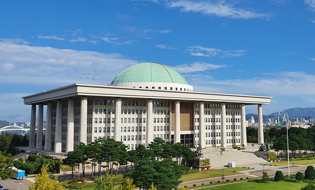 충격파 큰 약가인하·간호법 4월 본회의 처리 관측