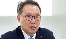 "약국 생태계 붕괴없는 비대면·약 배달 규제책 만들 것"