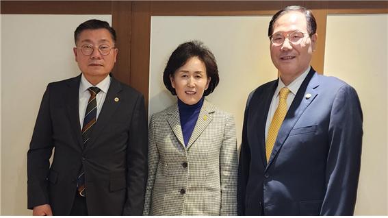 서울 의약단체 "비대면진료·약 배달 반대"...공동 대응