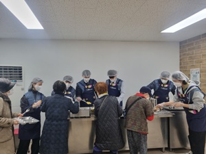 유영제약, 저소득층 급식 봉사활동 재개