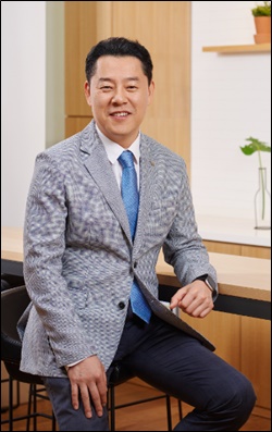 유유제약, 오너+전문경영인 각자대표 체제 전환