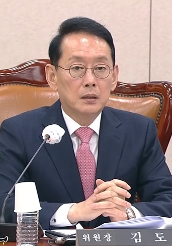 공공심야약국 국고지원·CSO 신고의무화 법사위 통과