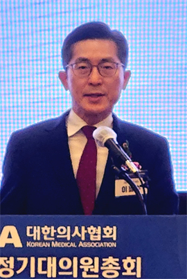 간호법·비대면 진료·수탁고시...이슈에 뒤엉킨 의협 총회
