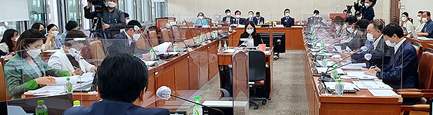 비대면 법안 국회심사 불발…내달 시범사업 수순