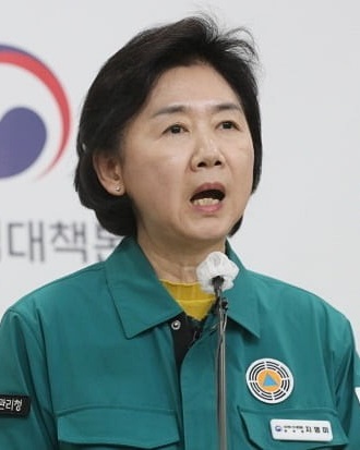 지영미 "국내 코로나 심각단계 하향, 신속히 확정할 것"