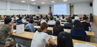 서초구약, 상반기 연수교육에 약사 100여명 참석 