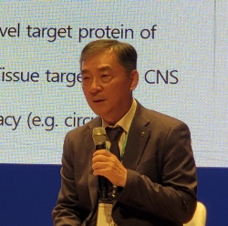 김열홍 유한 사장 "전략적 투자보다 기술 우선도입"