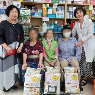 성북구약, 한가위 맞아 관내 어르신들에 사랑의 쌀 전달