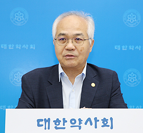 약사회, 비대면 처방금지 목록 공개...탈모 등 14개 성분