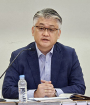 "의원은 진료과별, 약국은 동네-문전 수가로 분리하자"