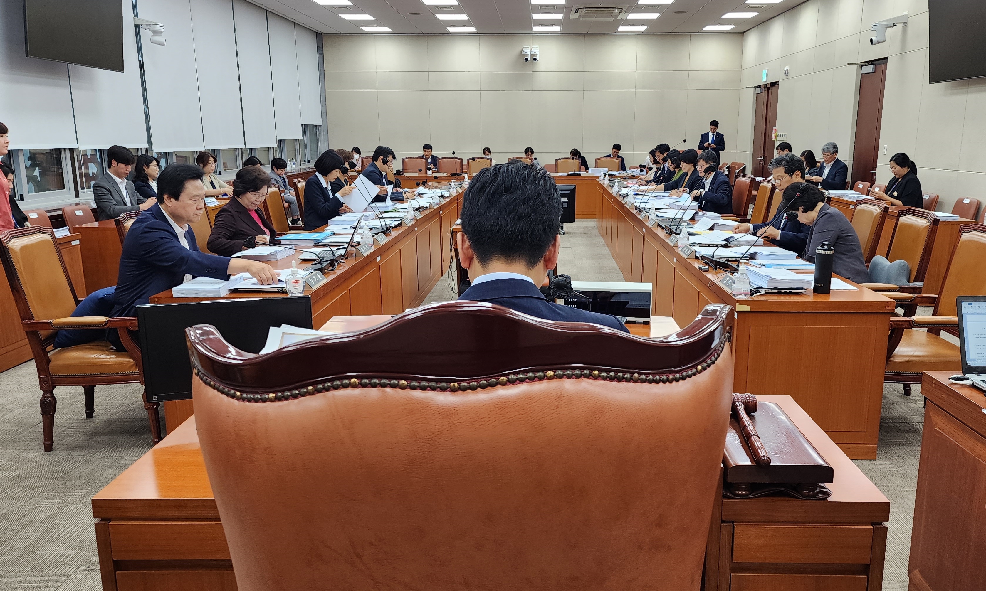 약국 내 폭행 가중처벌법 보류…법무부 반대 영향