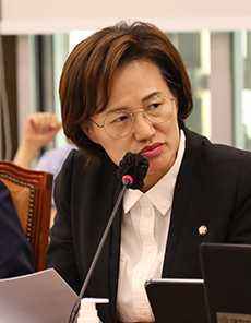 의대 정원 확대하려면...공공의대 신설·의무복무 포함해야