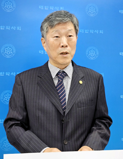 "분회장도 연락을"…약사회 '민원폰' 소통창구로