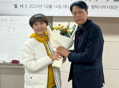 평택시약 팜루체 합창단 신임단장에 서영진 약사