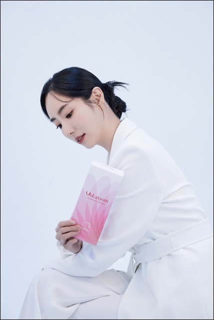 디엔씨, 볼라썸 모델에 미스코리아 출신 김유리 발탁