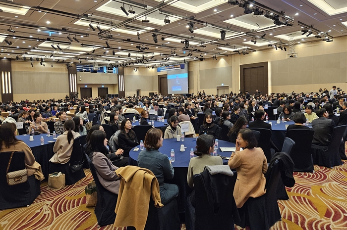 "전문약사와 미래 역할 확대"...병원약사대회 1천명 운집
