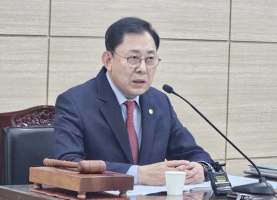 최광훈 "공공심야약국·보건소장법 성과…비대면진료 대응"