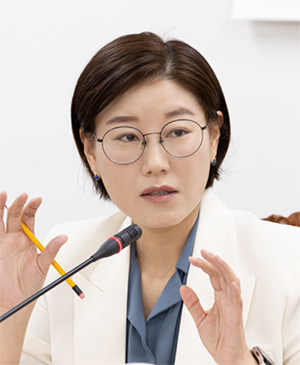 민주당 "공공야간약국 폐기...오세훈 시장 치적쌓기 그늘"