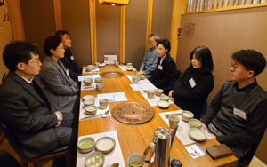 은평구약, 구청장 만나 약 품절로 인한 약국 고충 설명 