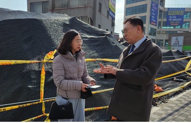 최광훈 회장, 안성 화재 피해 약국 방문해 위로금 전달 