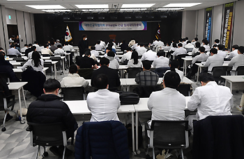 병원 떠난 전공의들 "정부가 우릴 범죄자 취급"