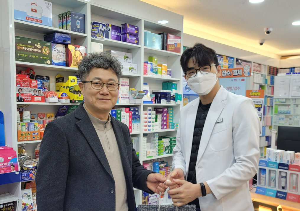 "이제는 한 가족" 마포구약, 신규개설약국 방문