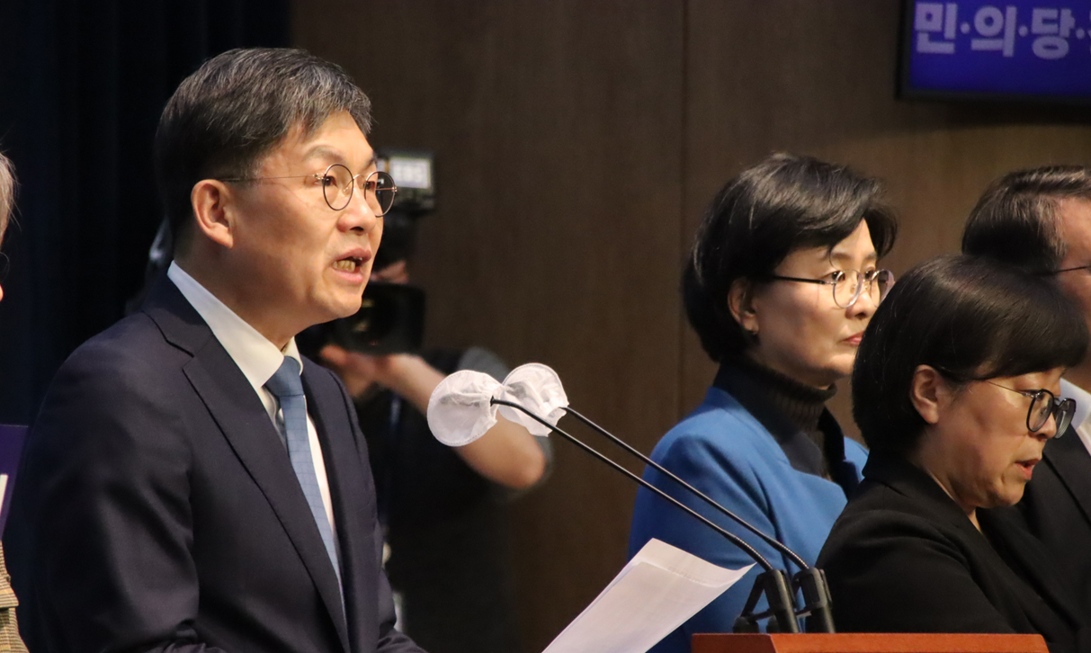 더불어민주연합 "의대 증원 사회적 합의후 조정"