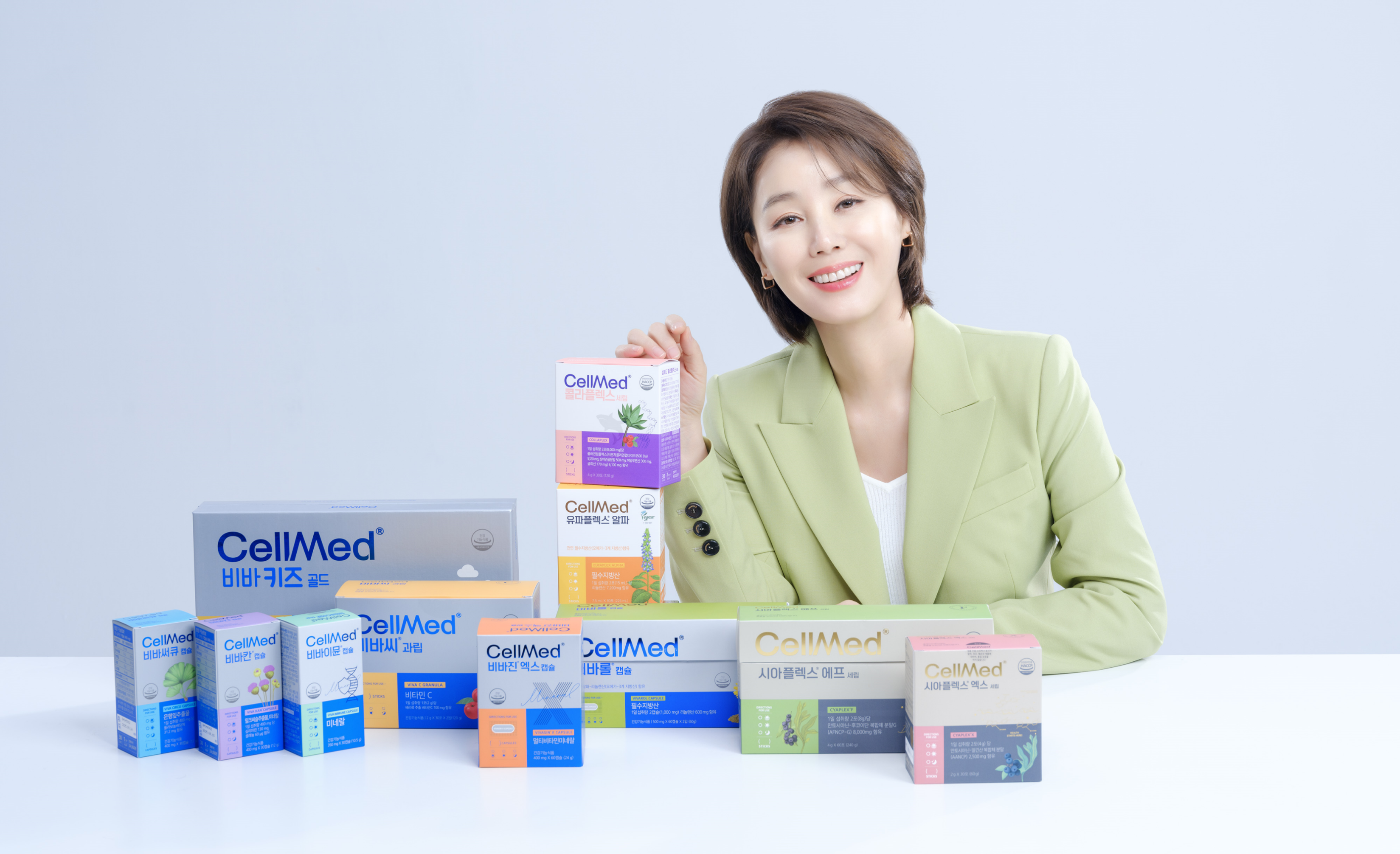 셀메드, 배우 김성령과 광고 화보 촬영