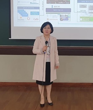 식약처 출신 이효민 대표, 후배들에 공직약사 역할 강의
