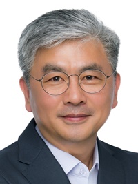 에스티팜, 성무제 신임 대표이사 선임