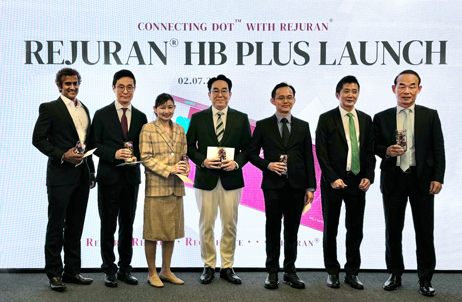 ﻿파마리서치 '리쥬란HB Plus' 싱가포르 론칭 심포지엄