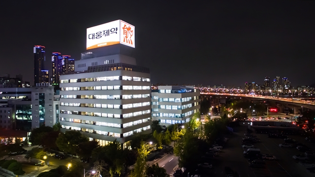 대웅제약 '나보타·브이올렛', 외형 5000억 도전장 