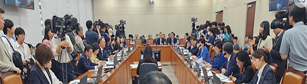 투약 명기 논란 간호법 심사대…약사단체 입장 누락