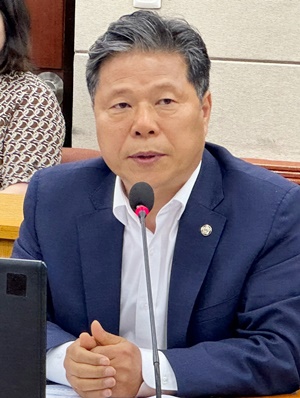 동물병원에 전문약 판 약국, 판매내역 보고 의무화 추진