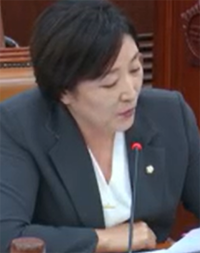 치매 신약 '레켐비' 허가 과정, 국회서 '도마위'