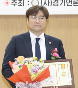 약사 출신 이진형 도의원, 경기언론인협회 의정대상
