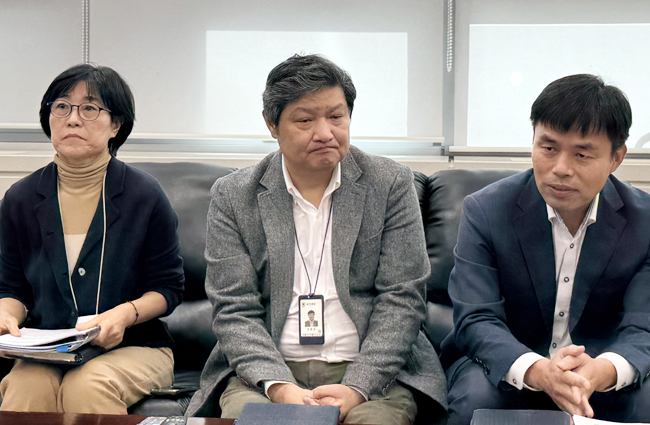 허가 수수료 인상 의견 조회 끝나...1월 시행 예정대로
