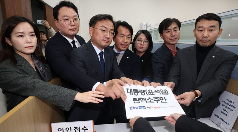야 6당, 대통령 탄핵안 국회 제출…6∼7일 표결