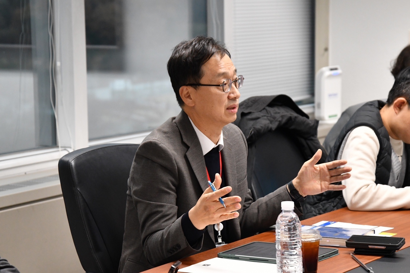 "2033년 한미 매출 5조 가능…전문경영인 흔들기 멈춰야"