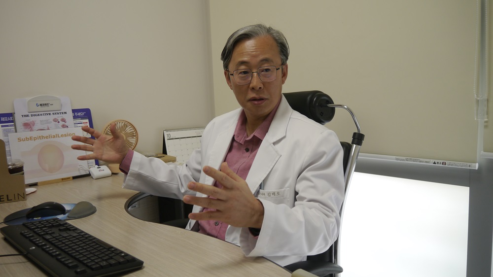 "궤양성대장염 다양한 치료옵션 등장…선택권은 제한적"