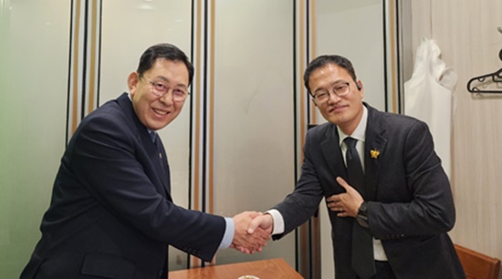 [대약] 최광훈 "박주민 의원 만나 대체조제 협조 약속"