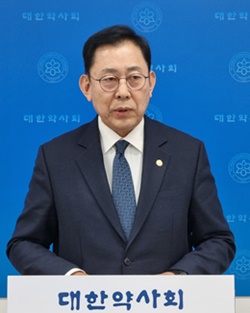 물거품 된 최광훈 재선 도전...약사민심은 변화 선택