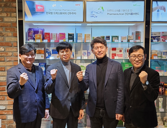 팜듀홀딩스 "똘똘 뭉친 약국에 매출↑...연대 강화 집중"