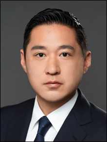 윤도준 동화약품 회장, 아들 윤인호 부사장에 4% 증여