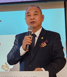 분회장 15년·지부장 6년…민초로 돌아가는 조상일 약사