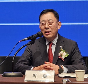 총회의장-최광훈...감사-최두주·이진희·문경희·박근희