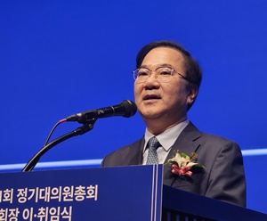 30년 약사회무 마무리 김대업 총회의장이 남긴 말은
