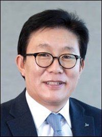 한성권 JW중외제약 부회장 퇴임…그룹 성장 기여