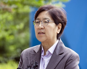 정은경 장관, 의정갈등·의료개혁 최우선 과제로