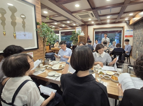 도봉·강북구약, 자문·지도위원들과 임원 간담회